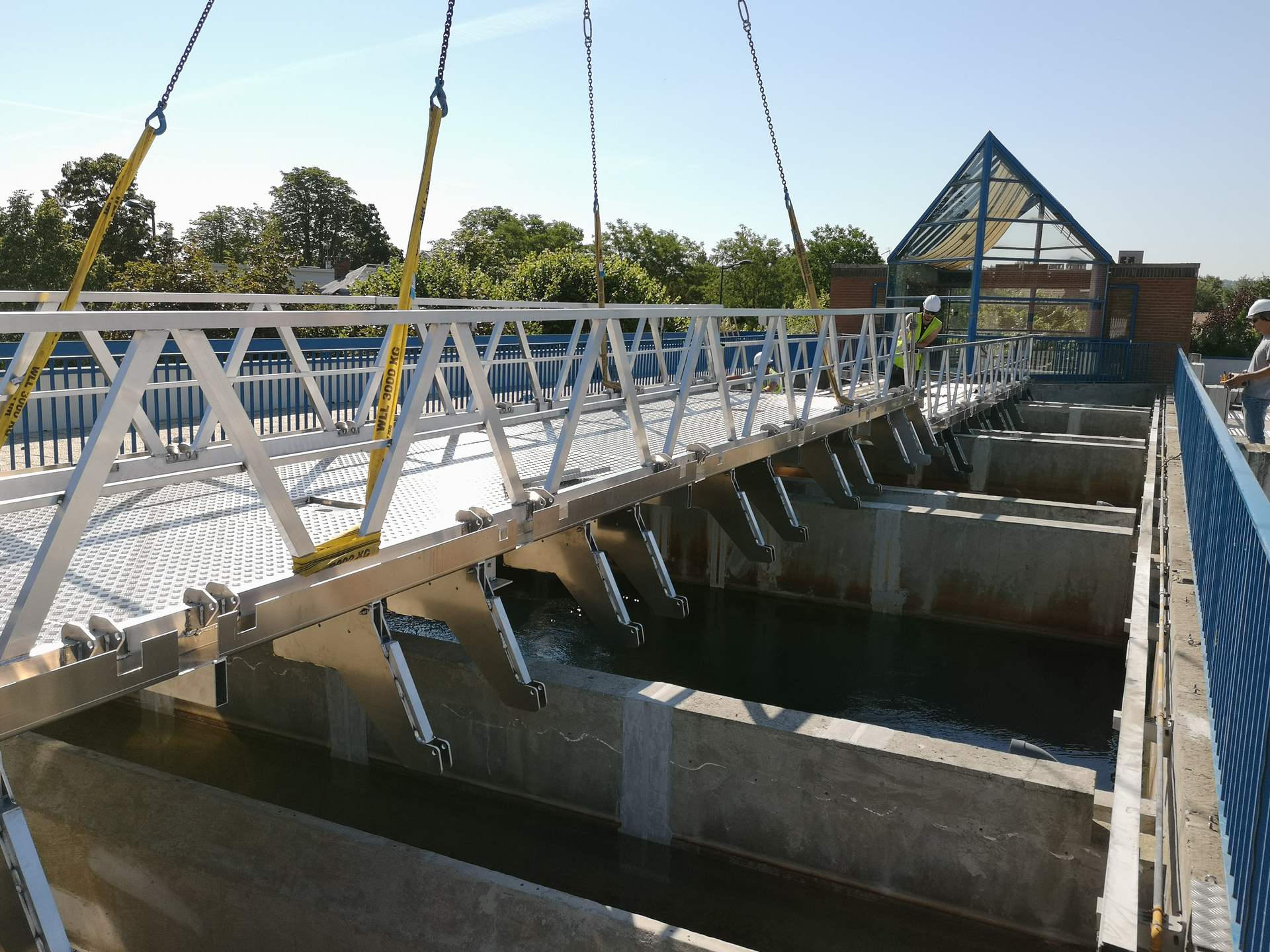 Passerelle métallique ETSA